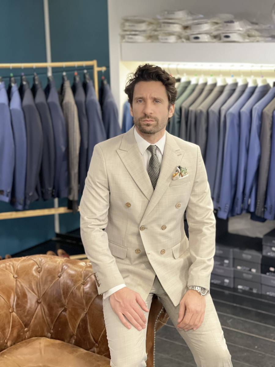 costume croisé beige Marseille mariage 2024 champêtre bohème 