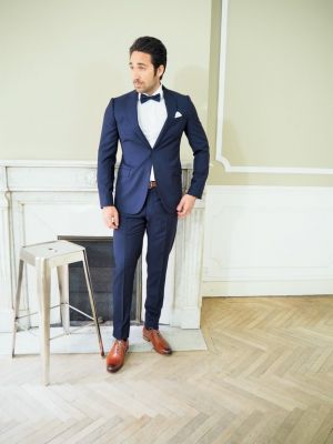 Costume Armani cérémonie bleu marseille marié cintré