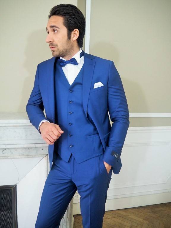 Costume bleu électrique emmanuel khann marseille mariage cérémonie